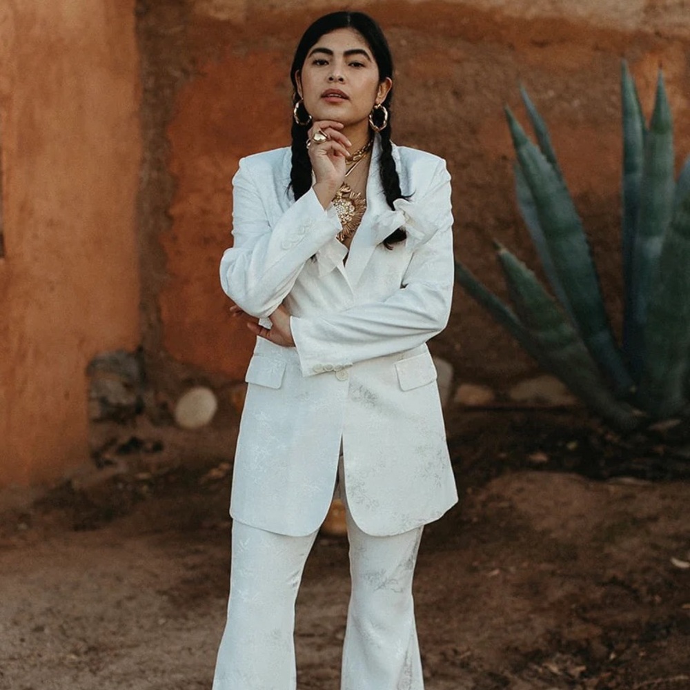 Elegant White Women's Suit Set
